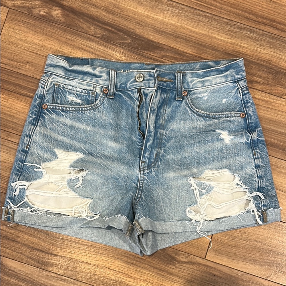 AE Denim Distressed Women's Mom Shorts
